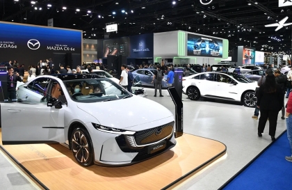 Xe Xanh: Mazda gây sốc với giá bán mẫu sedan chạy điện Mazda 6e