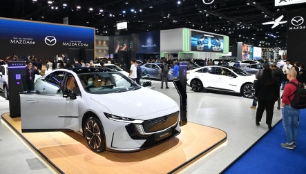 Xe Xanh: Mazda gây sốc với giá bán mẫu sedan chạy điện Mazda 6e