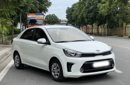 Sao xe Kia Soluto kéo phanh tay vẫn bị tụt dốc?