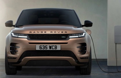 Range Rover Evoque mới tại Việt Nam khởi điểm từ 2,969 tỷ đồng cho phiên bản