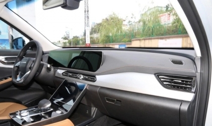 Xin tư vấn xe Beijing X7 bị lỗi màn hình với ạ!