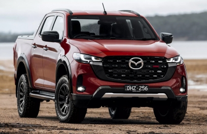 Mazda tiếp tục tìm kiếm thành công cho BT-50 với Isuzu