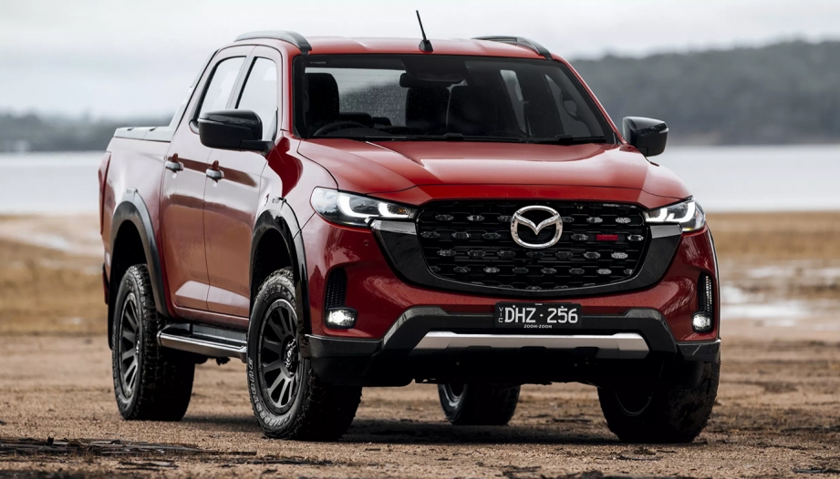Mazda tiếp tục tìm kiếm thành công cho BT-50 với Isuzu