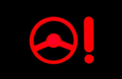 Toyota Vios bị lỗi khi bật điều hòa và sấy kính do vấn đề gì ạ?