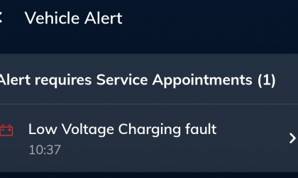 Xin các bác tư vấn lỗi sạc pin ắc quy Vf 5 với