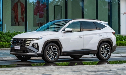 Các bác chỉ giáo giúp vấn đề Hyundai Tucson khi vượt xe