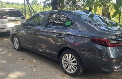 Honda City đi thấy bồng bềnh có phải do vấn đề áp suất lốp?