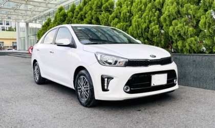 Kia Soluto bị kêu bên phụ lái khi vào chỗ xóc thì xử lý sao các bác?