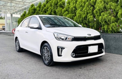 Kia Soluto bị kêu bên phụ lái khi vào chỗ xóc thì xử lý sao các bác?