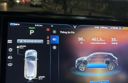 Xe vf8 bị tụt pin thế này có phải hỏng?