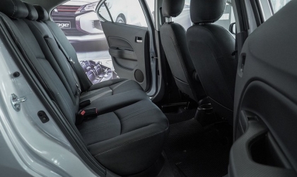 Vì sao xe Attrage bị kêu ở ghế sau ạ?