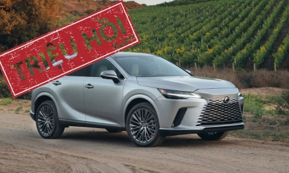 Lexus RX phải triệu hồi do lỗi camera lùi