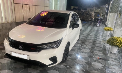 Các cao nhân chỉ giáo cho em vấn đề của Honda City sau khi rửa với ạ!