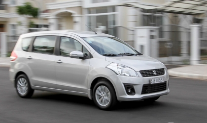 Các bác cho hỏi lỗi điều hòa không mát trên Ertiga khi dừng đèn đỏ lâu ạ!