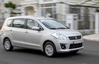 Các bác cho hỏi lỗi điều hòa không mát trên Ertiga khi dừng đèn đỏ lâu ạ!