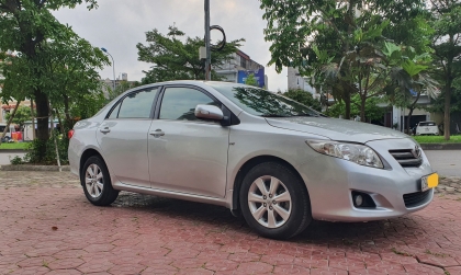 Toyota Altis thỉnh thoảng hiện cảnh báo túi khí thì em phải làm gì?
