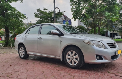 Toyota Altis thỉnh thoảng hiện cảnh báo túi khí thì em phải làm gì?
