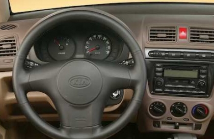 Điều hòa Kia Picanto lúc lạnh lúc không là bị gì?