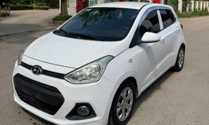 Xe Hyundai grand i10 của em hay bị giật khi vào số là sao?