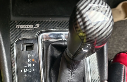 Mazda3 bị kẹt ở số R thì xử lý thế nào?