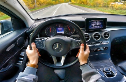 Vì sao GLC đánh hết lái có tiếng kêu cục cục?