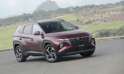 Sao Hyundai Tucson không kéo phanh tay được các bác?