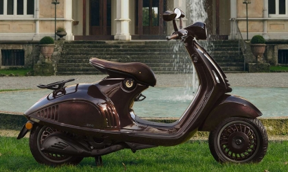 Thế giới 2 bánh: Vespa chính thức giới thiệu phiên bản Vespa 946 Horse dành cho năm Nhâm Ngọ 2026.