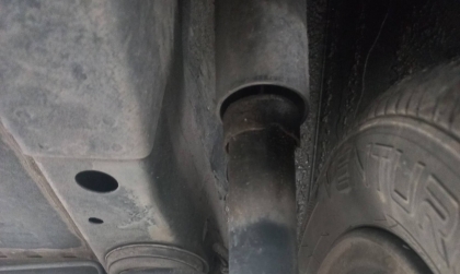 Phuộc xe Attrage bị như này thì đã phải thay chưa?