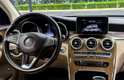 Vô lăng GLC bị kêu khi đánh lái là lỗi gì?