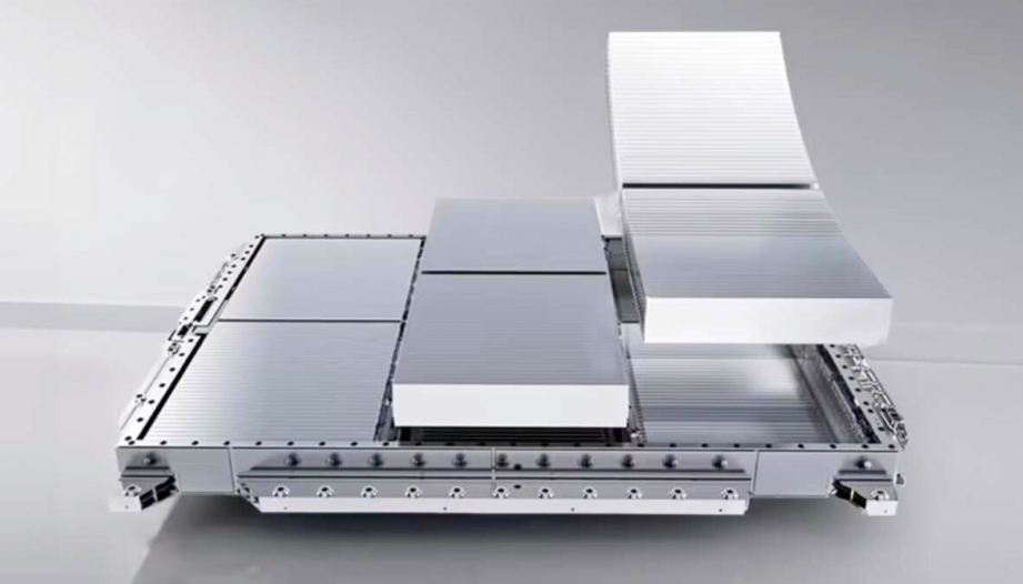 BYD công bố ra mắt thế hệ pin Blade mới, sạc nhanh hơn cả thời gian đổ xăng