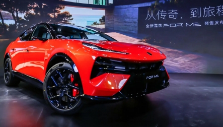 Lotus Eletre X - mẫu PHEV đầu tiên của Lotus có giá 76.400 USD tại Trung Quốc