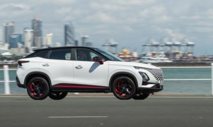 Omoda C5 bị mùi khét từ khoang máy có sao không?