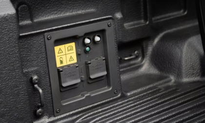 Có phải Ford Ranger hay bị hỏng ổ điện 220V?