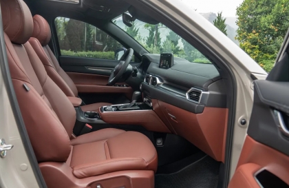 Mazda CX-8 bị mùi khoang cabin thì xử lý thế nào các bác?