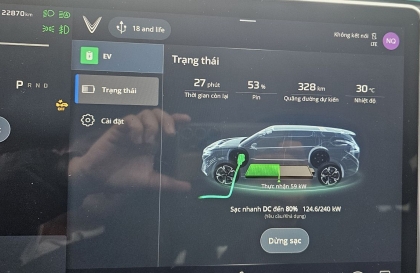 Các bác cho em hỏi vấn đề tay lái Vinfast Vf9 bị giật rung khi dùng ADAS và sạc chậm