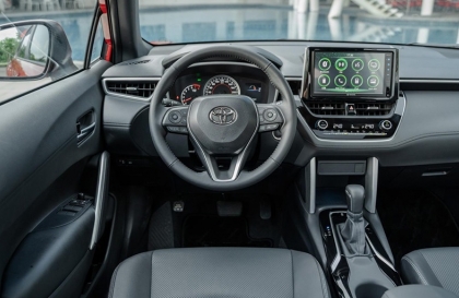 Khắc phục tình trạng Corolla Cross bị kêu ở táp lô thế nào ạ?