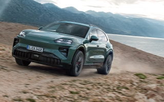 Porsche ra mắt Cayenne S Electric với phạm vi hoạt động 653 km