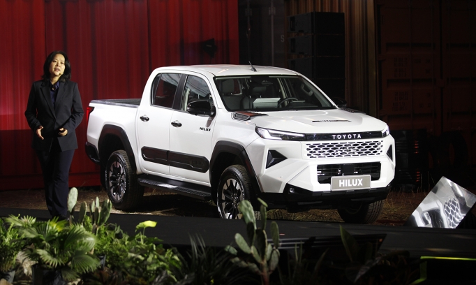 Đi tìm lời giải cho sức hút của Toyota Hilux hoàn toàn mới