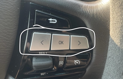 Sao mấy nút điều khiển trên vô lăng xe Lux A không dùng được?
