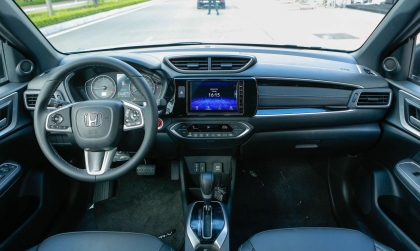 Có cách nào cách âm loa xe Honda BR-V thế nhỉ?