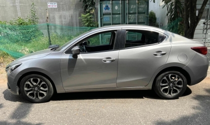 Sao xe Mazda2 không nổ máy được thế này?