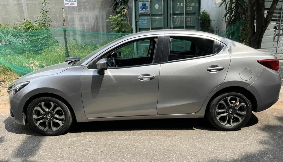 Sao xe Mazda2 không nổ máy được thế này?