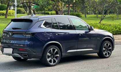 Xin tư vấn xe Lux Sa bị rung vô lăng khi lên 100 km/h ạ?