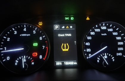 Có bác nào gặp lỗi này trên Hyundai Elantra chưa ạ?