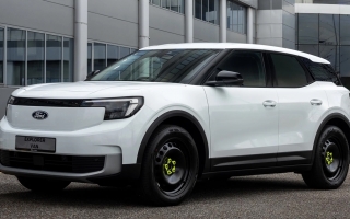 Ford gỡ ghế sau của Explorer EV để 