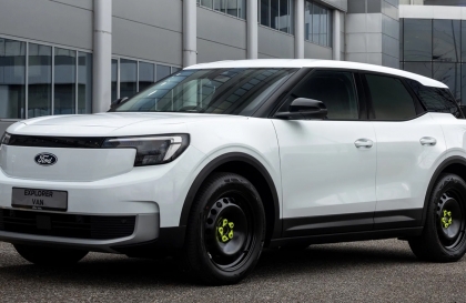 Ford gỡ ghế sau của Explorer EV để