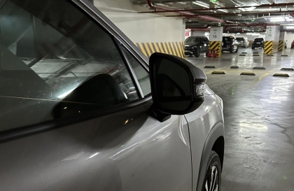 Toyota Corolla Cross bị lỗi gương thế này có sửa được không?