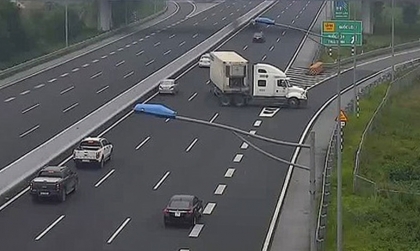 Kinh nghiệm lái xe trên đường nghỉ Tết Thống Nhất (P.6): Kinh nghiệm lái xe trên cao tốc