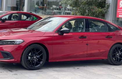 Honda Civic mới thay thước lái bị nặng có phải lỗi không?