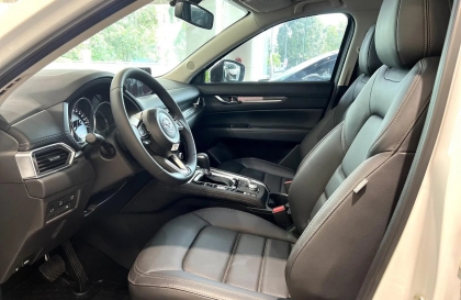 Các bác chỉ giáo giúp xe CX 5 bị mất kết nối Apple Carplay